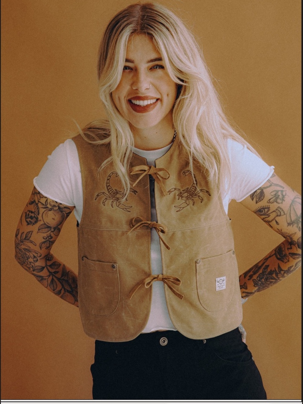 SCORPIO NOMAD WAXED VEST - TAN
